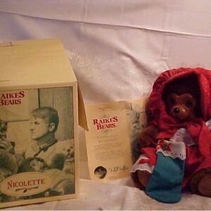 Vintage 1991 Robert Raikes “Nicolette” Christmas Bear